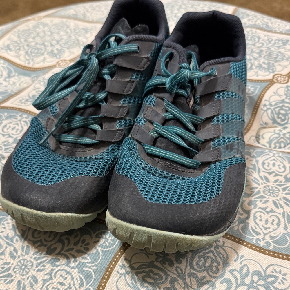 Merrell Teal and Black Athletic Shoes